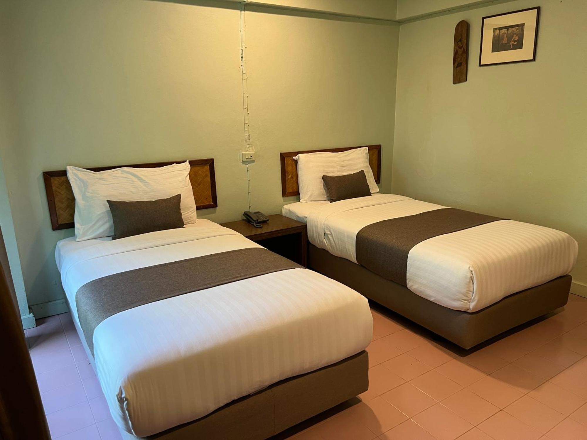 A Hotel Budget チャンセーン エクステリア 写真