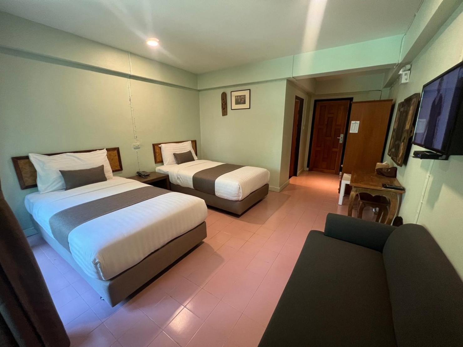 A Hotel Budget チャンセーン エクステリア 写真