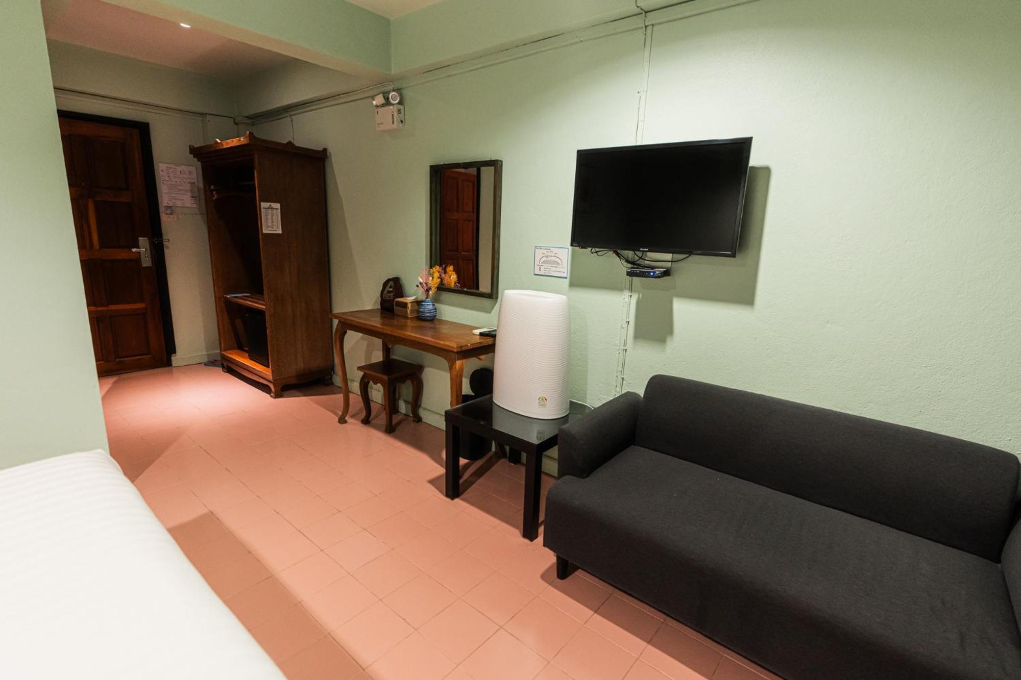 A Hotel Budget チャンセーン エクステリア 写真