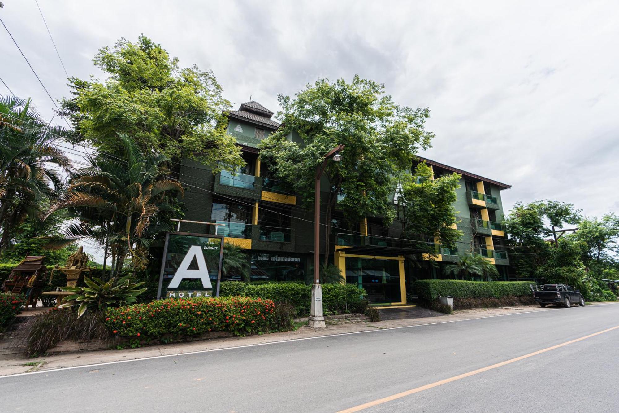 A Hotel Budget チャンセーン エクステリア 写真